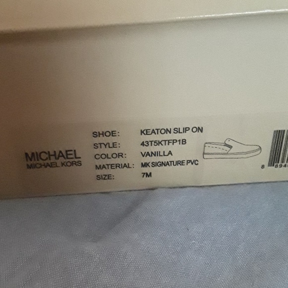Michael Kors Keaton slip on - Picture 2 of 4